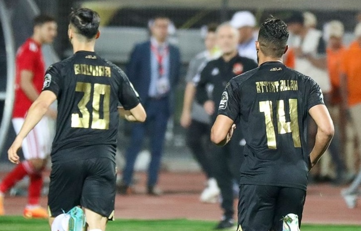 الوداد يبقي على آماله في الاحتفاظ باللقب بهدف متأخر أمام الأهلي الوداد يبقي على آماله في الاحتفاظ باللقب بهدف متأخر أمام الأهلي