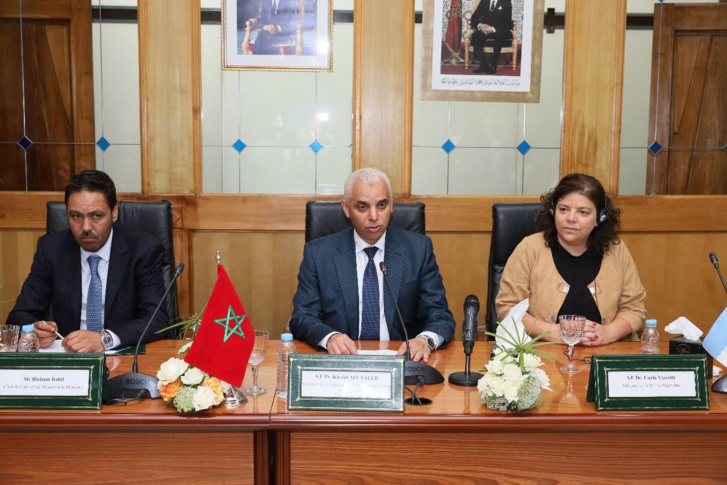 وزير الصحة المغربي يوقع مع نظيرته الأرجنتينية مذكرة تفاهم في مجال الصحة والحماية الاجتماعية وزير الصحة المغربي يوقع مع نظيرته الأرجنتينية مذكرة تفاهم في مجال الصحة والحماية الاجتماعية