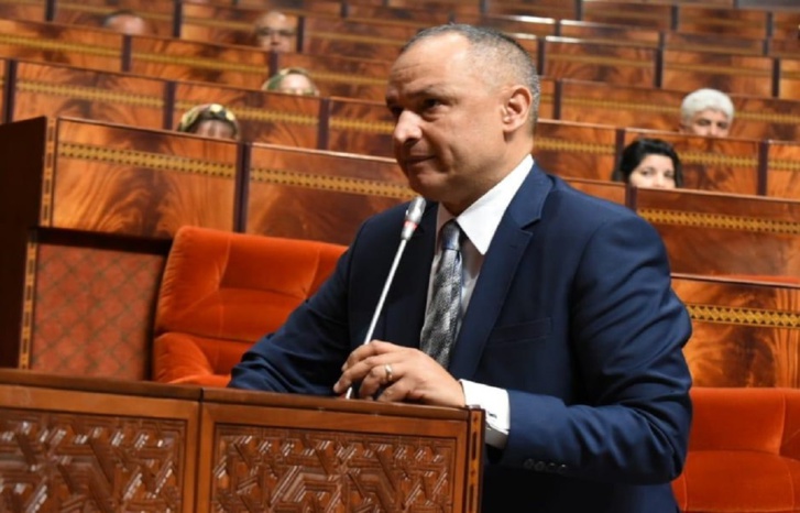 وزارة الصناعة تمنع ولوج ألبسة وقطع غيار سيارات ومواد بناء للأسواق المغربية وزارة الصناعة تمنع ولوج ألبسة وقطع غيار سيارات ومواد بناء للأسواق المغربية