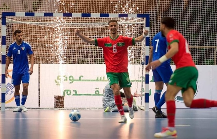 أسود القاعة يحرزون لقب كأس العرب للمرة الثالثة تواليا على حساب الكويت أسود القاعة يحرزون لقب كأس العرب للمرة الثالثة تواليا على حساب الكويت