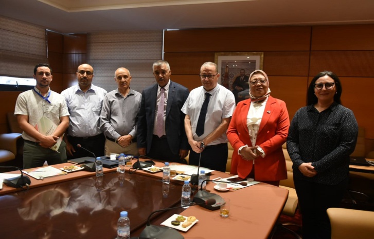 تفاصيل لقاء فريق الاتحاد العام للشغالين بالمغرب مع النقابة الوطنية للشركة الوطنية للنقل والوسائل اللوجستيكية تفاصيل لقاء فريق الاتحاد العام للشغالين بالمغرب مع النقابة الوطنية للشركة الوطنية للنقل والوسائل اللوجستيكية