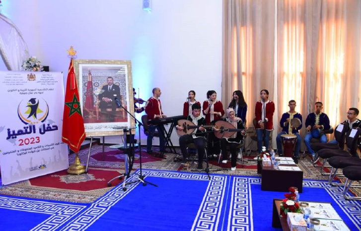 أكاديمية التربية والتكوين بجهة بني ملال خنيفرة تنظم حفل التميز 2023 بحضور والي الجهة وشخصيات مدنية وعسكرية بارزة أكاديمية التربية والتكوين بجهة بني ملال خنيفرة تنظم حفل التميز 2023 بحضور والي الجهة وشخصيات مدنية وعسكرية بارزة