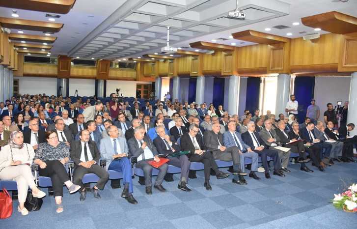 نزار بركة يطلق برنامجا طموحا لضمان السيادة التكنولوجية في مجالات الماء والبناء نزار بركة يطلق برنامجا طموحا لضمان السيادة التكنولوجية في مجالات الماء والبناء