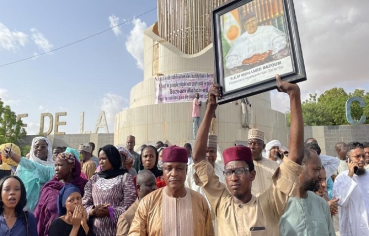 تنديد دولي واسع بالانقلاب في النيجر وتهديد بوقف الدعم المالي