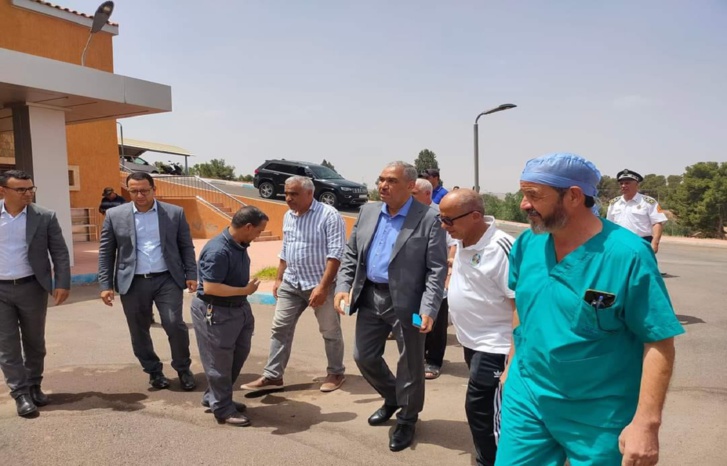 بالصور.. عشرات القتلى في فاجعة انقلاب سيارة للنقل المزدوج بأزيلال بالصور.. عشرات القتلى في فاجعة انقلاب سيارة للنقل المزدوج بأزيلال