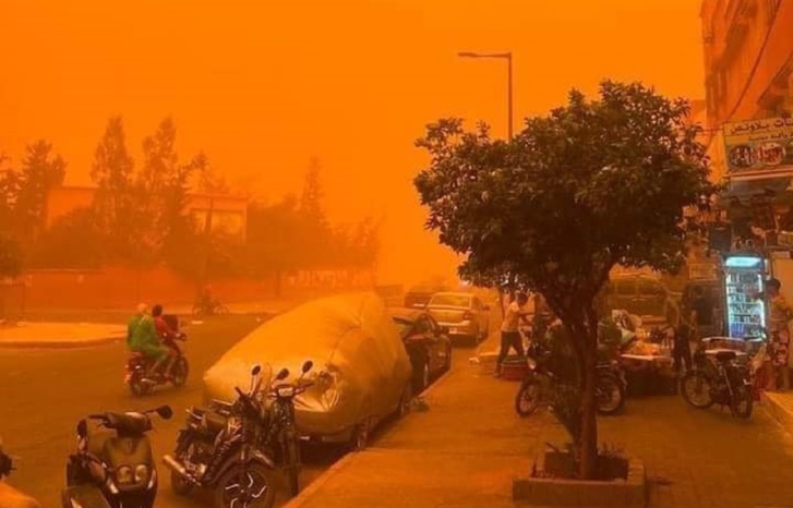 الأرصاد الجوية تفسر حقيقة الظاهرة الغريبة بمراكش وأكادير الأرصاد الجوية تفسر حقيقة الظاهرة الغريبة بمراكش وأكادير