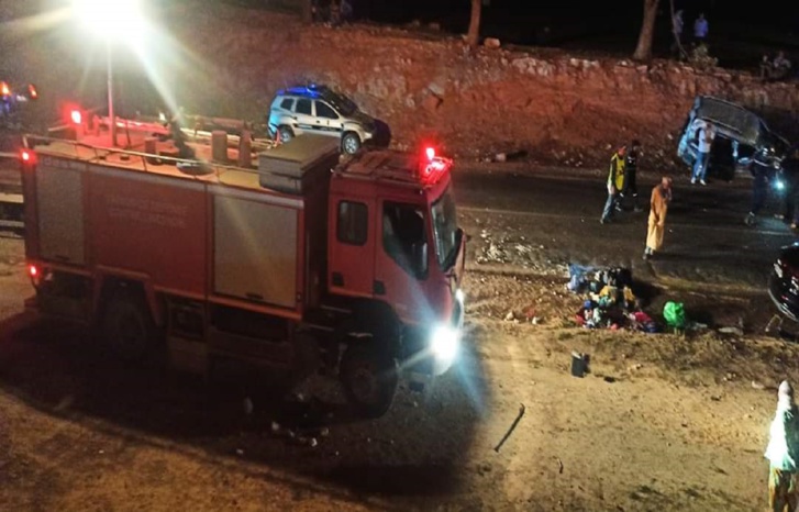 بعد حادث دمنات المأساوي فاجعة بإقليم خريبكة والحصيلة 9 قتلى بعد حادث دمنات المأساوي فاجعة بإقليم خريبكة والحصيلة 9 قتلى