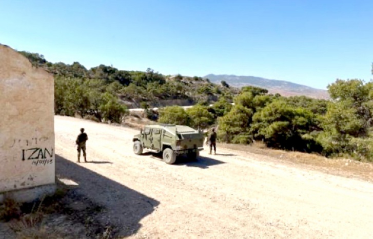 الجيش الإسباني ينتشر عند معابر الثغرين السليبين الجيش الإسباني ينتشر عند معابر الثغرين السليبين