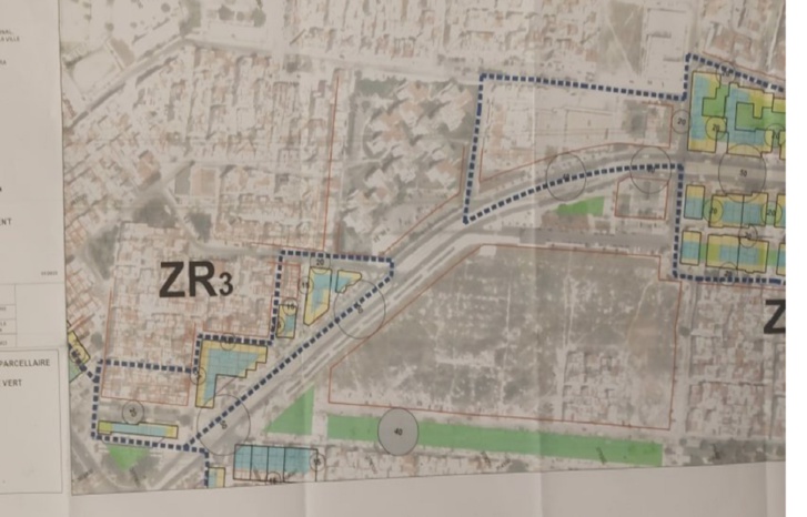 نائب العمدة يدخل على الخط بعد إثارة مخطط التهيئة العمرانية الجديد لجماعة الرباط قلق واسع في أوساط الساكنة نائب العمدة يدخل على الخط بعد إثارة مخطط التهيئة العمرانية الجديد لجماعة الرباط قلق واسع في أوساط الساكنة