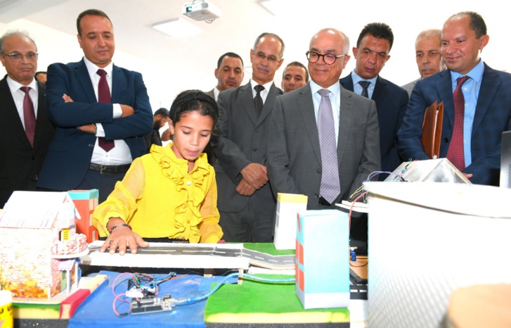 انطلاق الدخول المدرسي بوعود كبيرة لوزير التعليم والنقابات متفائلة انطلاق الدخول المدرسي بوعود كبيرة لوزير التعليم والنقابات متفائلة 