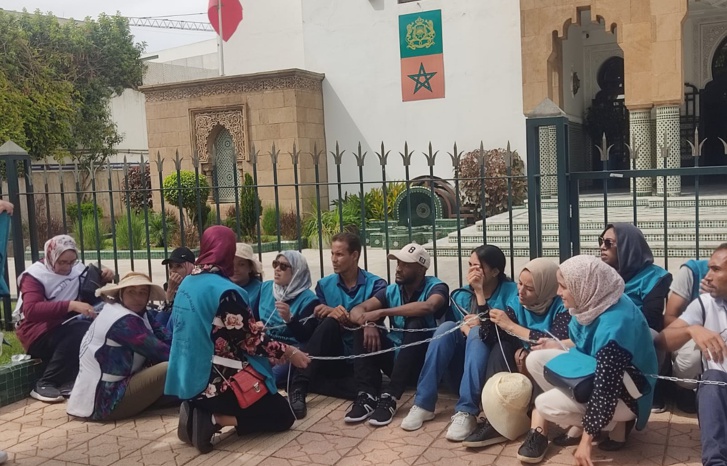 احتجاجا على وضعيتهم.. الدكاترة المعطلون يواصلون إضرابهم عن الطعام احتجاجا على وضعيتهم.. الدكاترة المعطلون يواصلون إضرابهم عن الطعام