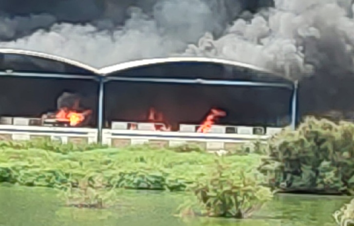 تدخلات فاعلة ومركزة جنبت وقوع الكارثة بحريق مارتيل تدخلات فاعلة ومركزة جنبت وقوع الكارثة بحريق مارتيل