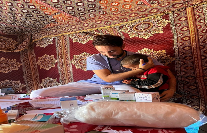 وصول القوافل الطبية والخيام إلى جماعتي أيت تمليل وأيت أمديس المتضررتين من الزلزال وصول القوافل الطبية والخيام إلى جماعتي أيت تمليل وأيت أمديس المتضررتين من الزلزال