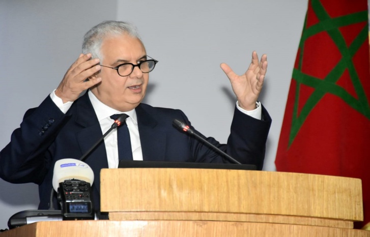 وزارة التجهيز والماء تكشف عن وضعية الطرق جراء الزلزال وزارة التجهيز والماء تكشف عن وضعية الطرق جراء الزلزال