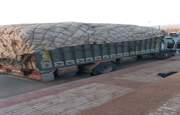 دينامية أفورار وسكان المضيق يرسلون مساعدات لأيت أمديس وأيت تمليل في إطار التضامن مع سكانيها دينامية أفورار وسكان المضيق يرسلون مساعدات لأيت أمديس وأيت تمليل في إطار التضامن مع سكانيها