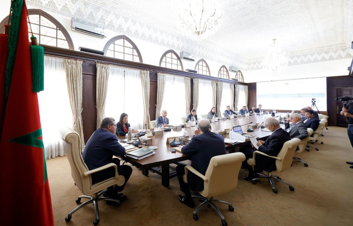 حكومة أخنوش تتبرع بأجرة شهر لمواجهة تداعيات الزلزال حكومة أخنوش تتبرع بأجرة شهر لمواجهة تداعيات الزلزال