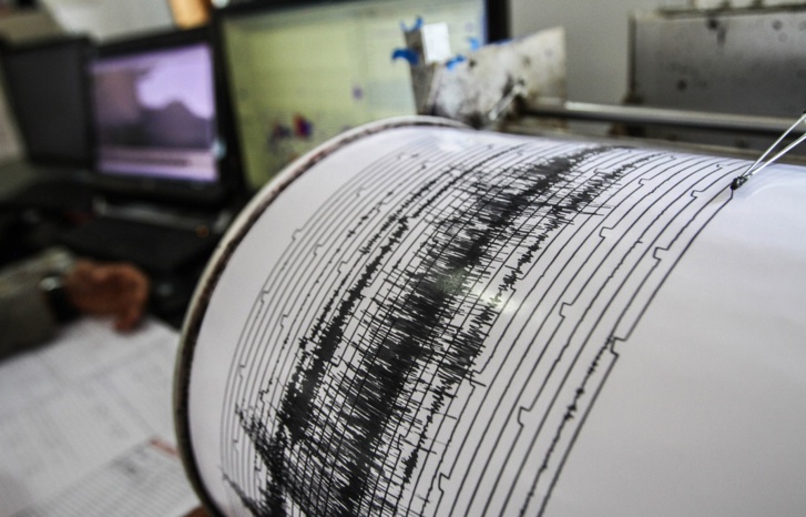 زلزال يضرب مناطق في شمال إيطاليا