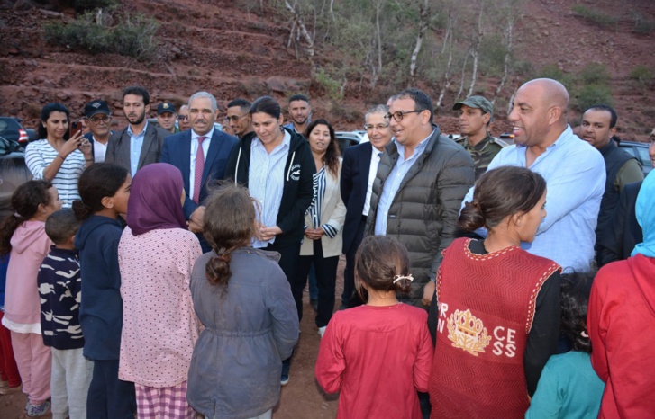 وزيرة السكنى المنصوري في زيارة لمتضرري زلزال الحوز بأزيلال وهذه تفاصيل المبادرات الملكية الاستعجالية وزيرة السكنى المنصوري في زيارة لمتضرري زلزال الحوز بأزيلال وهذه تفاصيل المبادرات الملكية الاستعجالية