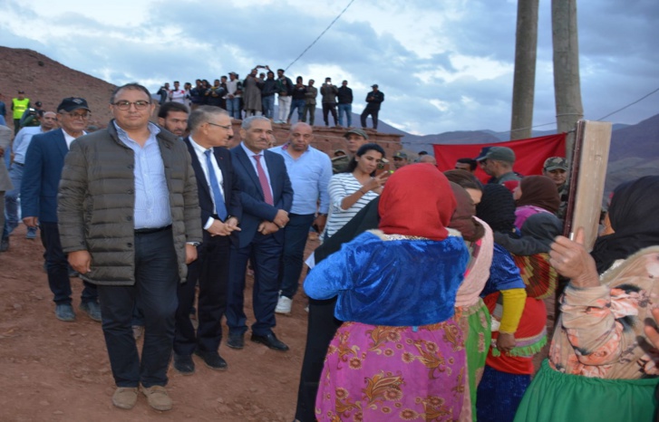 وزيرة السكنى المنصوري في زيارة لمتضرري زلزال الحوز بأزيلال وهذه تفاصيل المبادرات الملكية الاستعجالية وزيرة السكنى المنصوري في زيارة لمتضرري زلزال الحوز بأزيلال وهذه تفاصيل المبادرات الملكية الاستعجالية