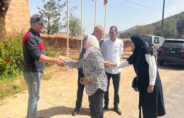 وفد من المجلس الإقليمي لأزيلال ينظم قافلة تضامنية لمتضرري زلزال جماعتي أيت تمليل وأيت امديس وفد من المجلس الإقليمي لأزيلال ينظم قافلة تضامنية لمتضرري زلزال جماعتي أيت تمليل وأيت امديس