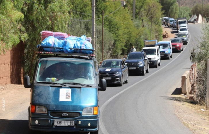 انسيابية في حركة السير بالطرق ومرور قوافل المساعدات وفرق الإنقاذ للمناطق المتضررة من الزلزال بإقليم شيشاوة انسيابية في حركة السير بالطرق ومرور قوافل المساعدات وفرق الإنقاذ للمناطق المتضررة من الزلزال بإقليم شيشاوة