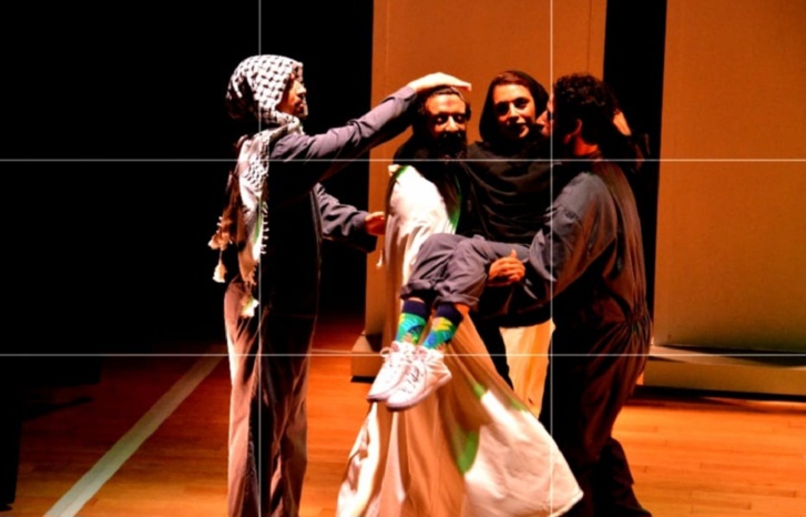 مسرحية "لافيراي" في أول عرض لها بالبيضاء مسرحية "لافيراي" في أول عرض لها بالبيضاء