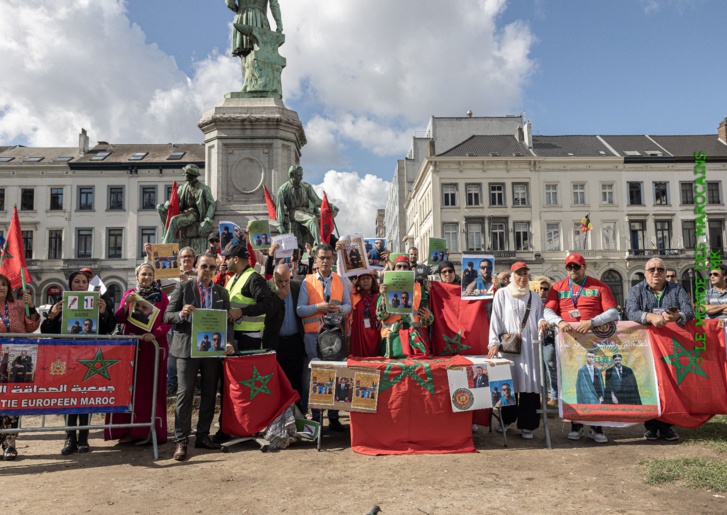 بروكسيل: وقفة احتجاجية حاشدة لمغاربة العالم على جريمة عسكر الجزائر النكراء بروكسيل: وقفة احتجاجية حاشدة لمغاربة العالم على جريمة عسكر الجزائر النكراء