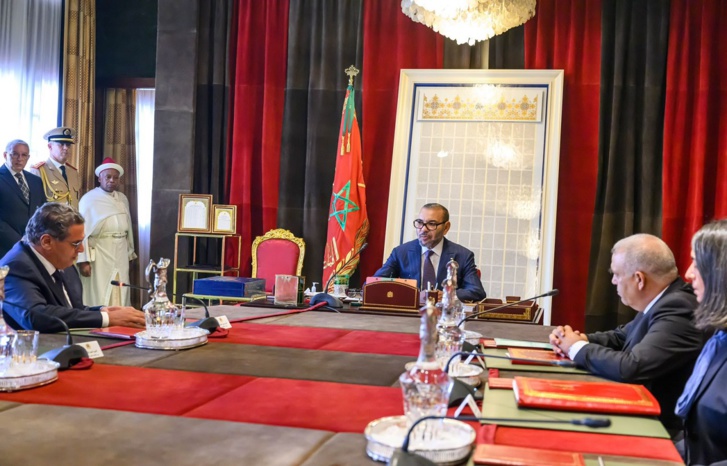 الاستثناء المغربي في مواجهة آثار الأزمات الاستثناء المغربي في مواجهة آثار الأزمات