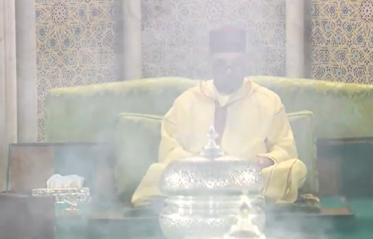 أمير المؤمنين يترأس حفلا دينيا إحياء لليلة المولد النبوي الشريف بمسجد حسان بالرباط