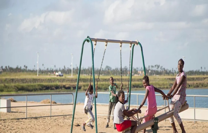 البنك الدولي يُوافِقُ على تمويل لتمكين الفتيات والنساء في إفريقيا البنك الدولي يُوافِقُ على تمويل لتمكين الفتيات والنساء في إفريقيا