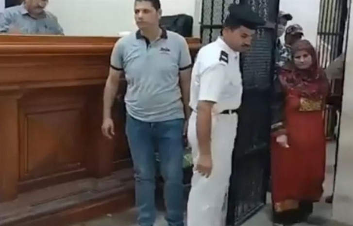 حكم تاريخي.. محكمة مصرية تُبرّىء سيدة قتلت طفلها وطبخته حكم تاريخي.. محكمة مصرية تُبرّىء سيدة قتلت طفلها وطبخته