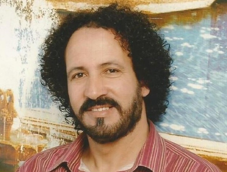 المغربي نبيل منصر يحصد جائزة الشعر العالمية "فيرناندو دالميدا" المغربي نبيل منصر يحصد جائزة الشعر العالمية "فيرناندو دالميدا"