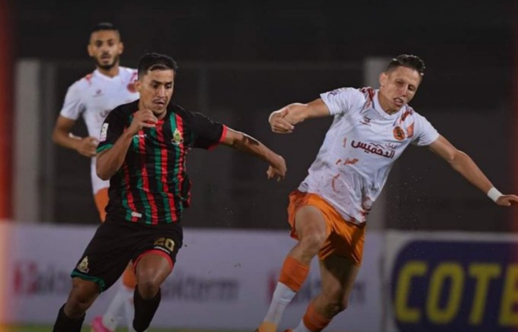 الجيش ونهضة بركان يقتسمان الصدارة عقب تعادلهما الجيش ونهضة بركان يقتسمان الصدارة عقب تعادلهما