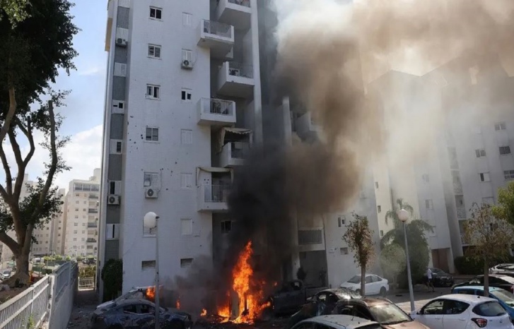 بعد اجتياح "طوفان الأقصى" إسرائيل.. مئات القتلى والجرحى والأسرى وهروب مئات المستوطنين وتفعيل عملية السيف الحديدي