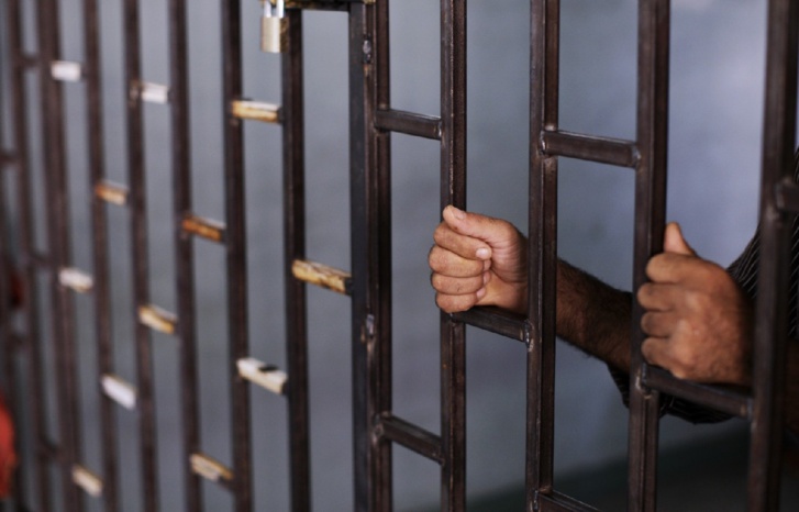 عقوبة سجنية ثقيلة لمستخدم سابق بمؤسسة بنكية عقوبة سجنية ثقيلة لمستخدم سابق بمؤسسة بنكية