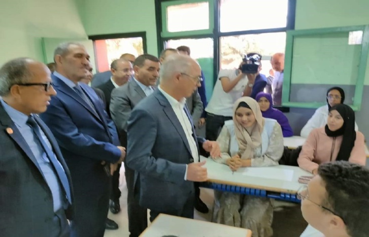 بالصور.. بعد الحوز "بنموسى" يزور أزيلال ويتفقد المؤسسات التعليمية المتصررة من الزلزال بالصور.. بعد الحوز "بنموسى" يزور أزيلال ويتفقد المؤسسات التعليمية المتصررة من الزلزال