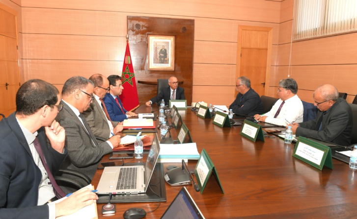 بنموسى يعقد لقاء تواصليا مع الهيئات الممثلة لجمعيات أولياء أمور التلاميذ بنموسى يعقد لقاء تواصليا مع الهيئات الممثلة لجمعيات أولياء أمور التلاميذ