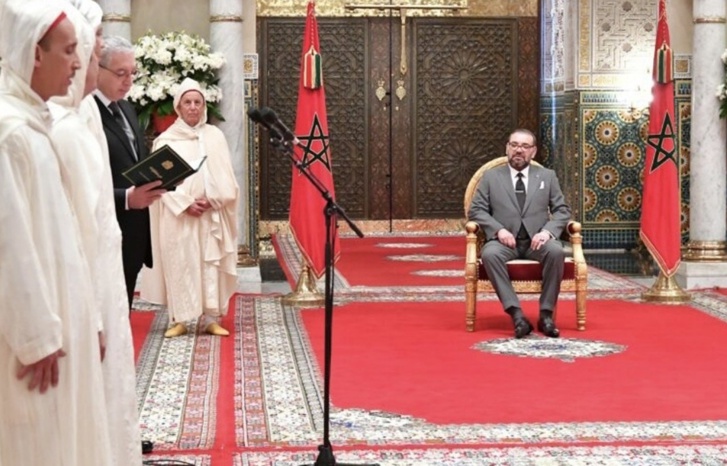 جلالة الملك يستقبل الولاة والعمال الجدد بالإدارة الترابية جلالة الملك يستقبل الولاة والعمال الجدد بالإدارة الترابية