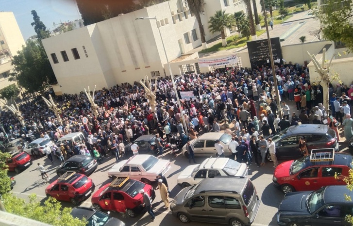 لقاء رئيس الحكومة مع النقابات التعليمية اليوم هل سينقذ قطاع التعليم من الانهيار؟ لقاء رئيس الحكومة مع النقابات التعليمية اليوم هل سينقذ قطاع التعليم من الانهيار؟