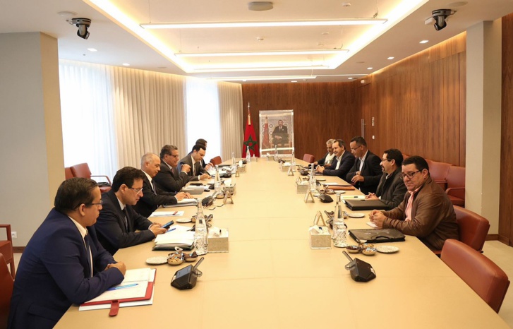 أخنوش يعلن خلال لقائه مع النقابات التعليمية الأربع استعداده لتوفير شروط وضمانات تجويد النظام الأساسي أخنوش يعلن خلال لقائه مع النقابات التعليمية الأربع استعداده لتوفير شروط وضمانات تجويد النظام الأساسي