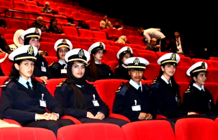 نساء يكسرن المألوف ويقتحمن عالم الصيد البحري التقليدي بقوة نساء يكسرن المألوف ويقتحمن عالم الصيد البحري التقليدي بقوة