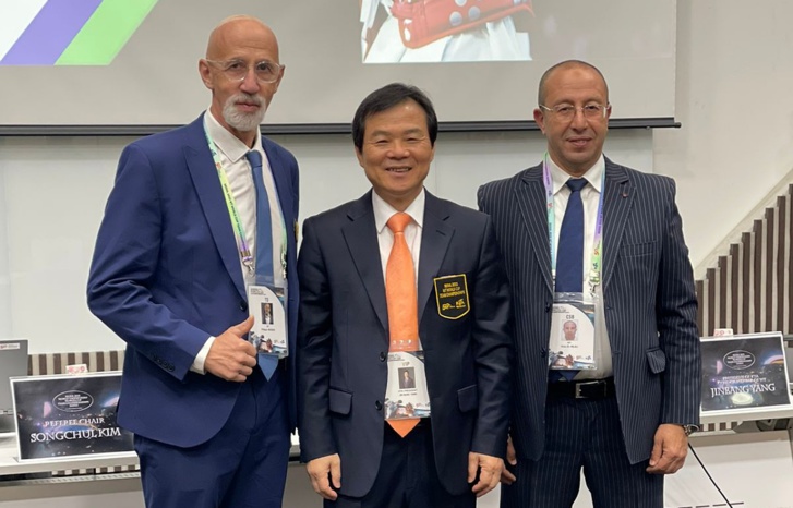 الهلالي مشرفا على منافسات كأس العالم للتايكوندو بسيول الهلالي مشرفا على منافسات كأس العالم للتايكوندو بسيول