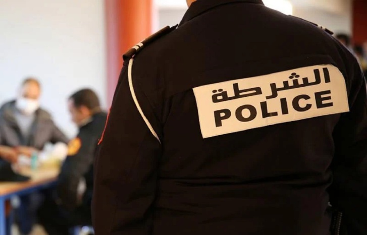 أمن تاوجدات يطيح بشخص ينتحل صفة شرطي أمن تاوجدات يطيح بشخص ينتحل صفة شرطي