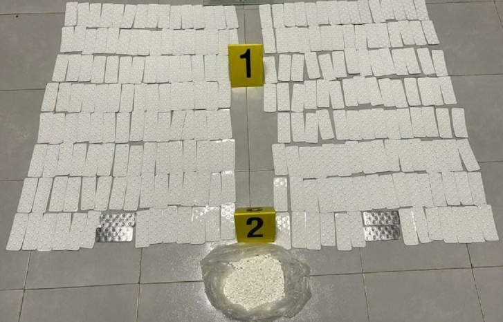 تنسيق أمني يجهض محاولة لتهريب كمية كبيرة من المؤثرات العقلية تنسيق أمني يجهض محاولة لتهريب كمية كبيرة من المؤثرات العقلية