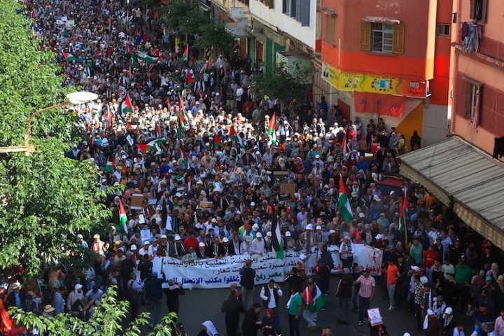 مسيرة حاشدة في الدار البيضاء دعما لغزة ورفضا للتطبيع مسيرة حاشدة في الدار البيضاء دعما لغزة ورفضا للتطبيع