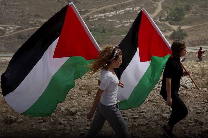 العالم يتضامن اليوم مع الشعب الفلسطيني العالم يتضامن اليوم مع الشعب الفلسطيني