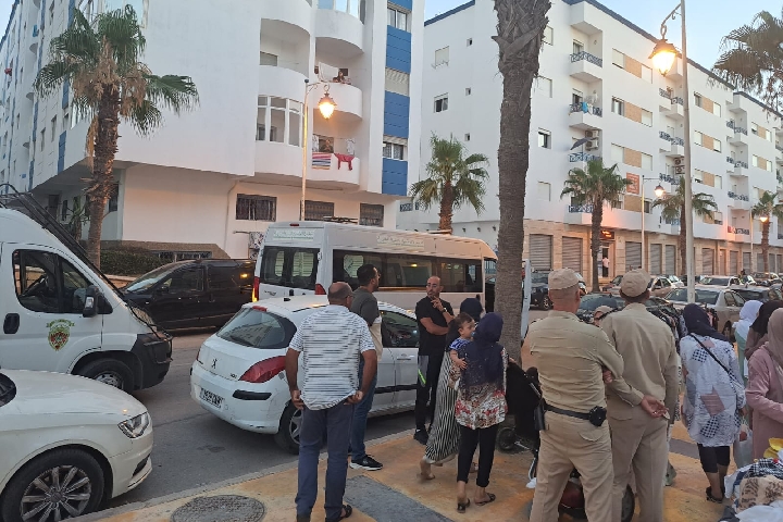 سلطات المضيق الفنيدق تشن حملة واسعة لتحرير الملك العمومي سلطات المضيق الفنيدق تشن حملة واسعة لتحرير الملك العمومي