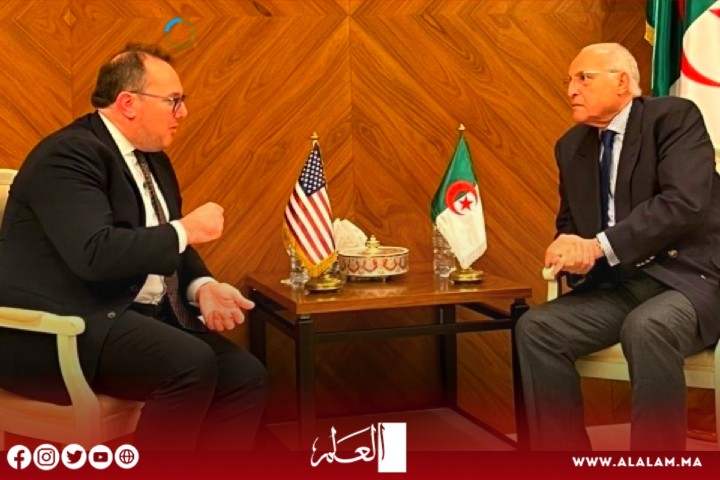 أمريكا تستنكر تأخير الجزائر حل النزاع المفتعل وتؤكد دعمها للمخطط المغربي أمريكا تستنكر تأخير الجزائر حل النزاع المفتعل وتؤكد دعمها للمخطط المغربي
