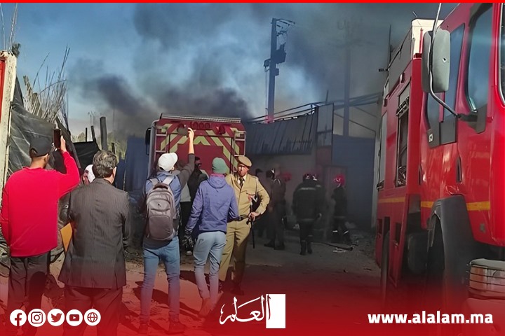 خسائر جسيمة في الحريق المهول الذي اندلع بأكادير خسائر جسيمة في الحريق المهول الذي اندلع بأكادير