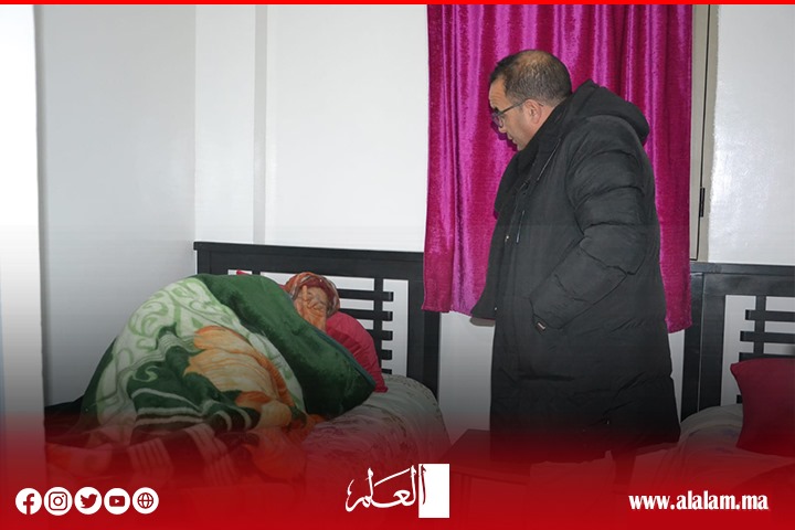 توزيع أغطية ونقل سيدة خمسينية بدون مأوى إلى مركز الأمل للأشخاص في وضعية صعبة بأزيلال توزيع أغطية ونقل سيدة خمسينية بدون مأوى إلى مركز الأمل للأشخاص في وضعية صعبة بأزيلال